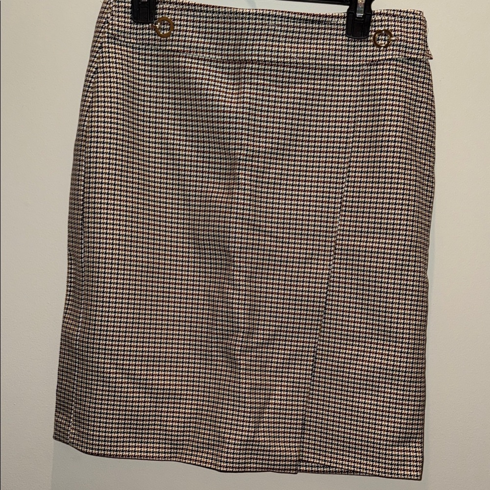 Business Skirt with gold hardware